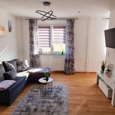 Moderne Wohlfuehlferienwohnung In Hildburghausen Luaran gambar