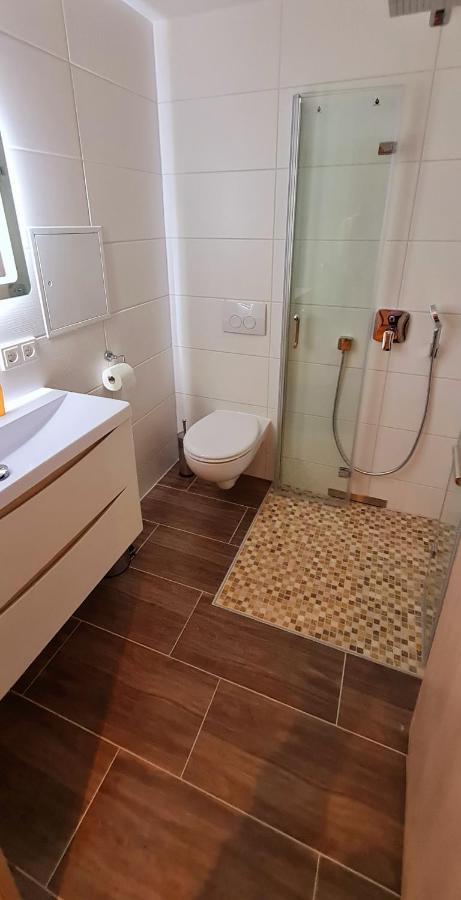 Moderne Wohlfuehlferienwohnung In Hildburghausen Luaran gambar