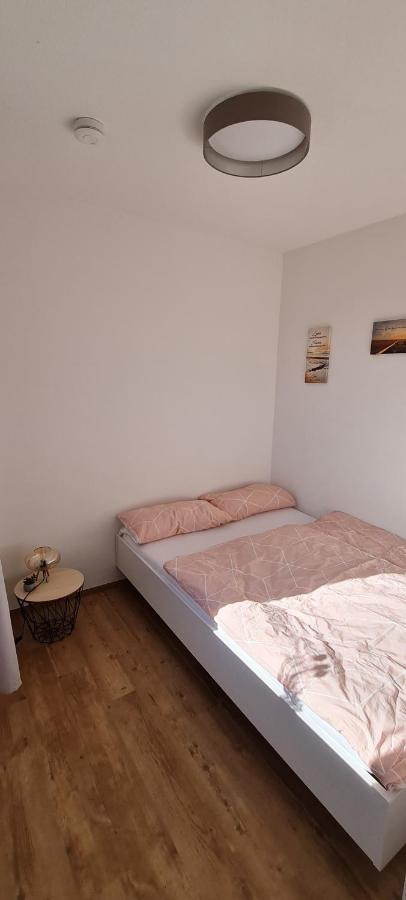 Moderne Wohlfuehlferienwohnung In Hildburghausen Luaran gambar